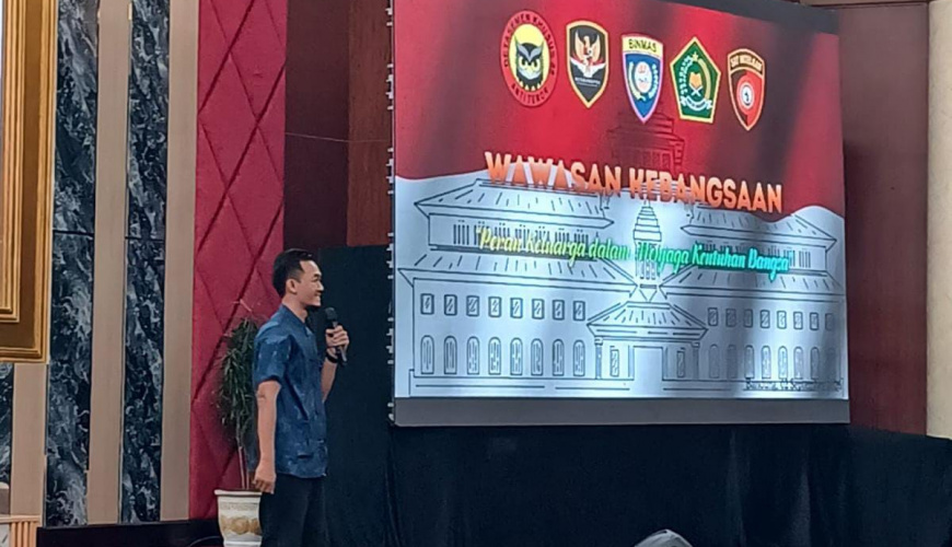 Memilih Bercerita demi Menyelamatkan Anak Bangsa